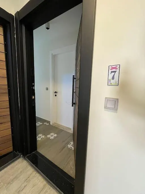 Zehra Suites Boutique Apartment#6, 300 Meters From The Sea マルマリス アパート